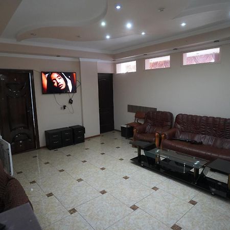 Imperator 1 Hotel Kutaisi Luaran gambar