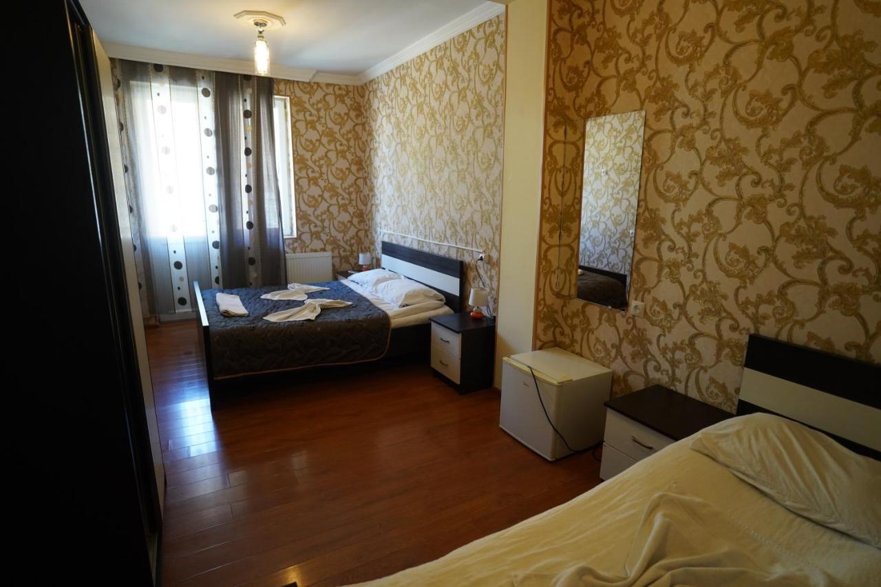 Imperator 1 Hotel Kutaisi Luaran gambar