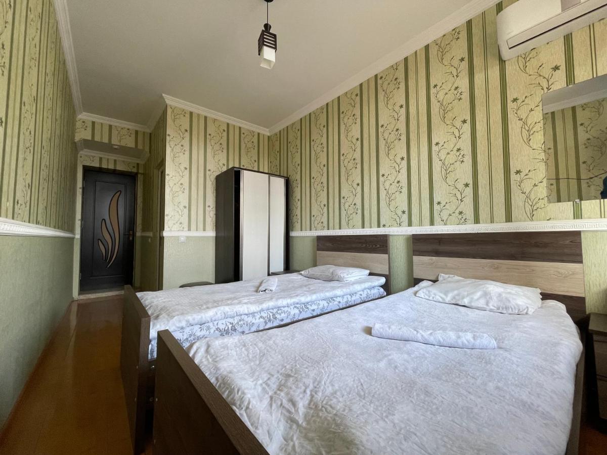 Imperator 1 Hotel Kutaisi Luaran gambar