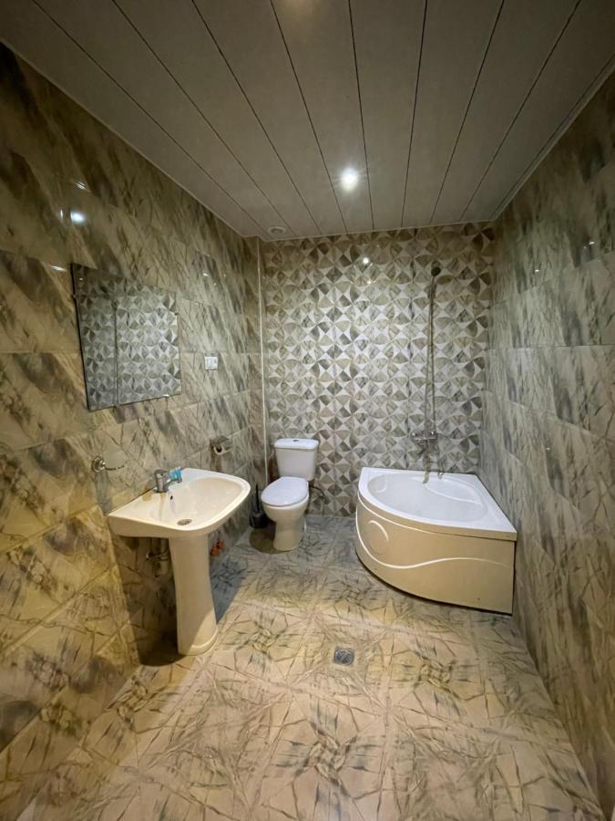 Imperator 1 Hotel Kutaisi Luaran gambar