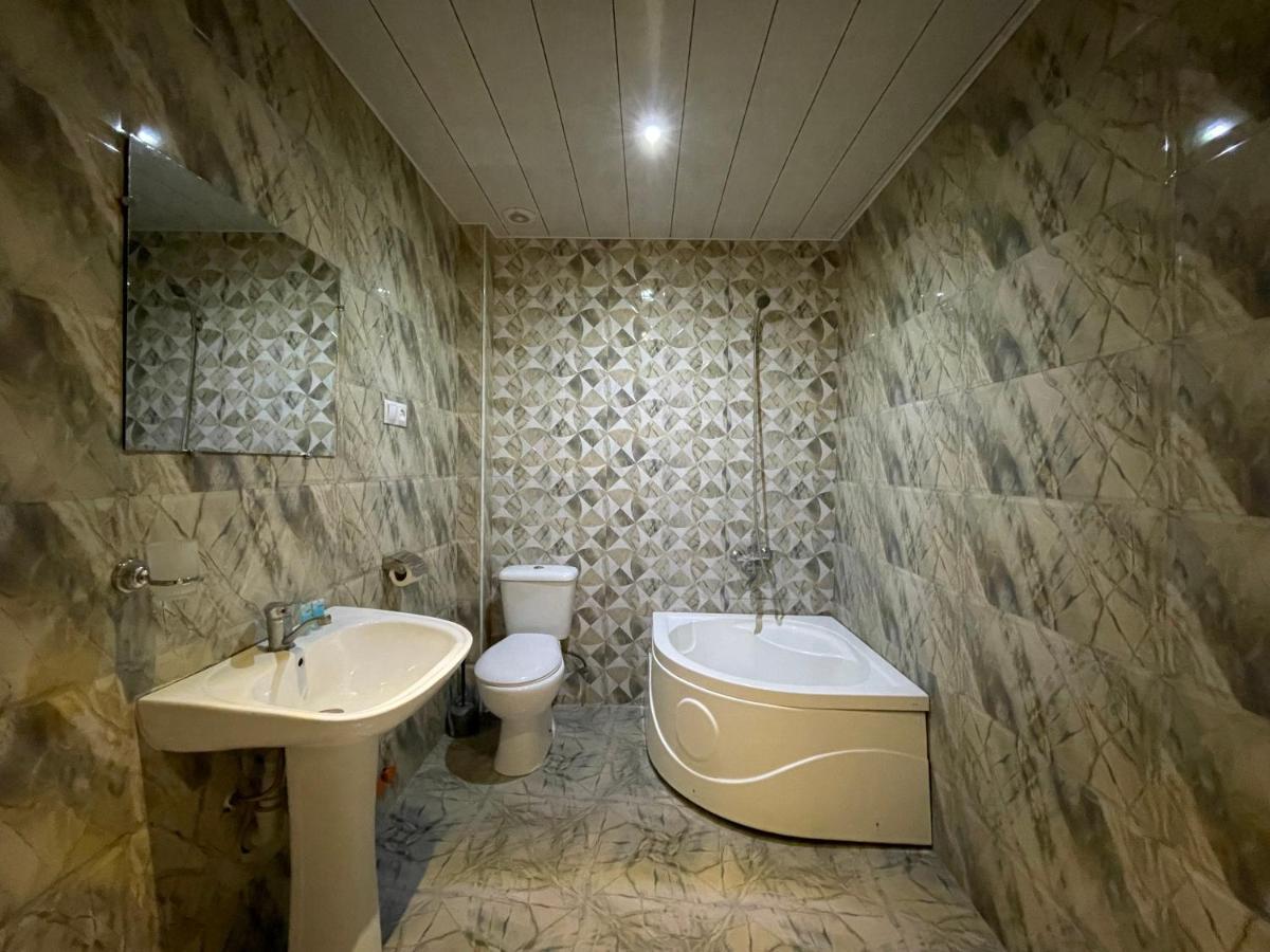 Imperator 1 Hotel Kutaisi Luaran gambar