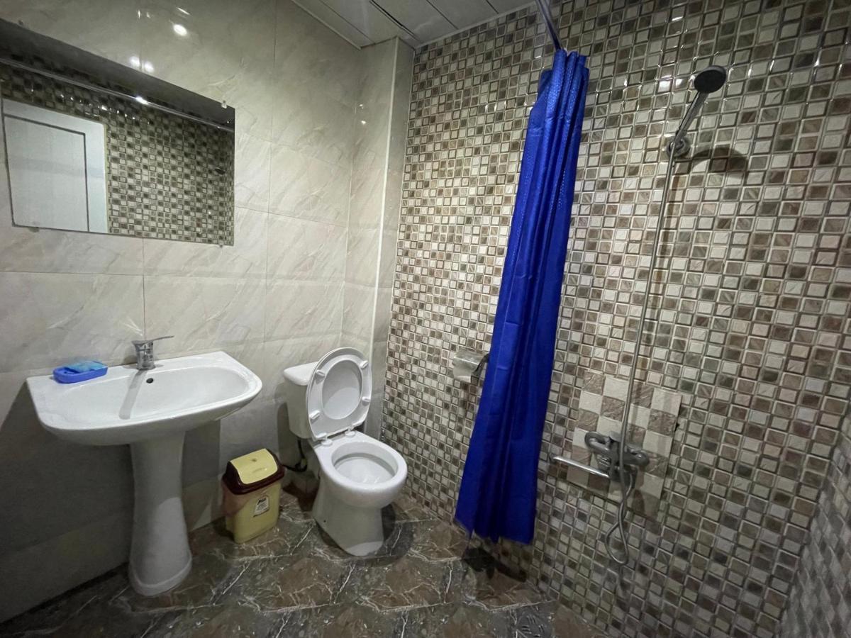 Imperator 1 Hotel Kutaisi Luaran gambar